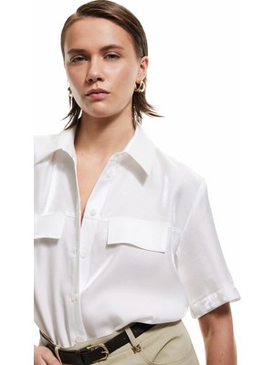 Koton Klasik Yaka Kısa Kollu Cepli Saten Gömlek