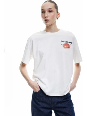 Koton Kısa Kollu Bisiklet Yaka Pamuklu Arkası Baskılı Oversize Tişört