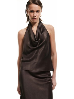 Koton Sırt Dekolteli Kolsuz Degaje Yaka Saten Bluz