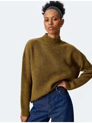 Koton Oversize Balıkçı Yaka Triko Kazak