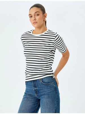 Koton  Pamuklu Bisiklet Yaka Kısa Kollu Çizgili Tişört