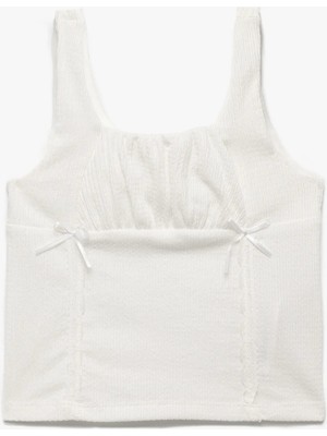 Koton Bürümcük Kumaş Slim Fit Kare Yaka Fiyonk Detaylı Kolsuz Askılı Crop Bluz