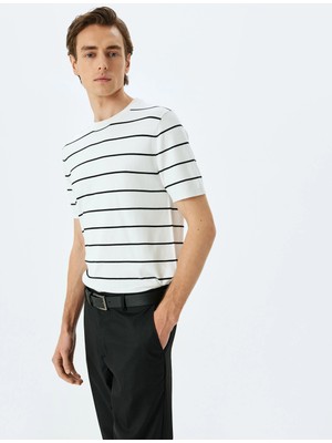 Koton Çizgili Bisiklet Yaka Viskon Kısa Kollu Triko Tişört