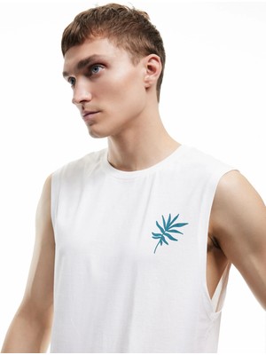 Koton Bisiklet Yaka Pamuklu Arkası Baskılı Kolsuz Tişört