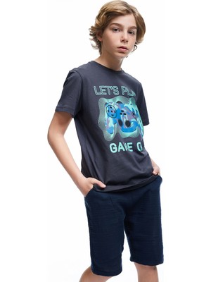 Koton Oyun Baskılı Pamuklu Kısa Kollu Bisiklet Yaka Tişört