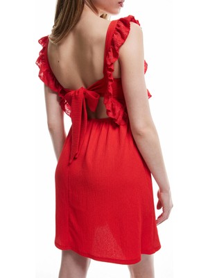 Koton Fırfırlı Fisto Detaylı Kolsuz Kare Yaka Bürümcük Mini Elbise