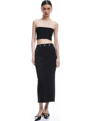 Koton Krep Scuba Kumaş Aksesuar Detaylı Yırtmaç Detaylı Midi Kalem Etek