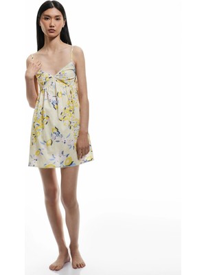 Koton Çiçekli Limon Baskılı V Yaka Pamuklu Askılı Mini Gecelik