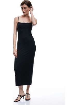 Koton Slim Fit Dantel Detaylı Uzun Ince Askılı Penye Elbise