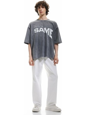 Koton Bisiklet Yaka Yıkamalı Kısa Kollu Pamuklu Baskılı Tişört