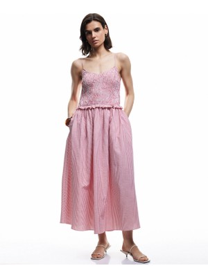 Koton Pamuklu Fırfır Detaylı Gipeli Pötikareli Ince Askılı Midi Boy Kloş Elbise