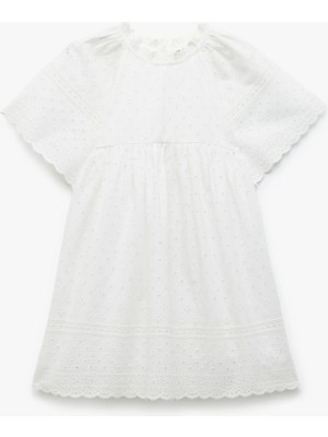 Koton Bisiklet Yaka Kısa Kollu Fırfır Detaylı Brodeli Pamuklu Elbise