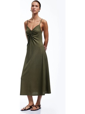 Koton Drape Detaylı Bürümcük Kumaş Ince Askılı Midi Elbise