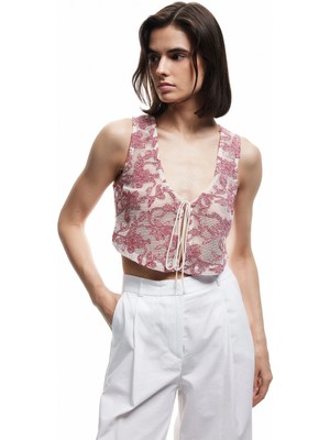 Koton x Melis Ağazat - Slim Fit Pamuklu Önden Bağlama Detaylı Fiyonklu Çiçekli Kroşe Crop Yelek