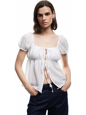 Koton Kısa Kollu Balon Kollu Önden Bağlamalı Fiyonklu Bluz