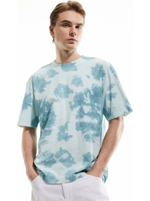 Pamuklu Desenli Kısa Kollu Yıkamalı Oversize Tişört