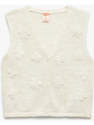 Çiçek Aplikeli Düğmeli V Yaka Triko Süveter