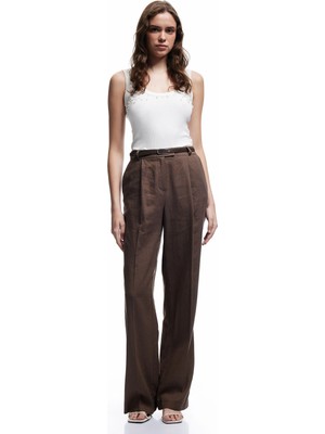 Koton Pamuklu Slim Fit Inci Işleme Detaylı Fiyonklu U Yaka Atlet