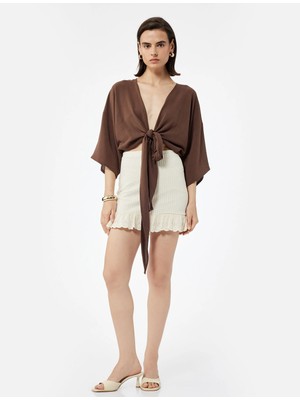 Koton Slim Fit Astarlı Fistolu Brode Detaylı Fırfırlı Mini Etek