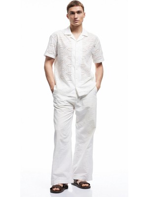 Koton Pamuklu Regular Fit Kısa Kollu Devrik Yaka Brodeli Gömlek