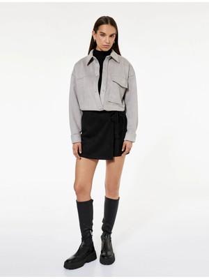 Süet Görünümlü Bağlama Detaylı Mini Şort Etek