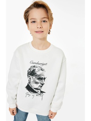 Uzun Kollu Bisiklet Yaka Atatürk Baskılı Oversize Sweatshirt