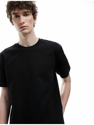 Koton Bisiklet Yaka Pamuklu Regular Fit Scuba Kumaş Kısa Kollu Basic Erkek Tişört