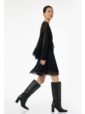 Koton V Yaka Yarasa Kol Volanlı Mini Tül Elbise