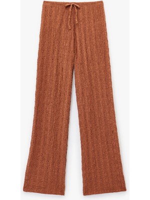 Beli Bağcıklı Dokulu Uzun Bol Paça Pantolon