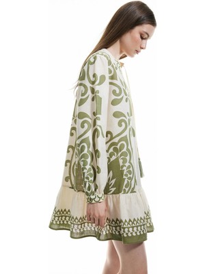 Koton Viskon Kumaş Bağlamalı Yaka Nakışlı Etnik Desenli Plaj Elbisesi