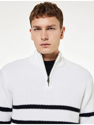 Koton Uzun Kollu Çizgili Basic Yarım Fermuarlı Triko Kazak