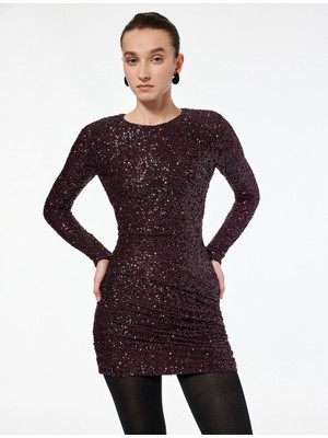 Koton Sırt Pencere Detaylı Uzun Kollu Bisiklet Yaka Drapeli Payetli Mini Abiye Elbise