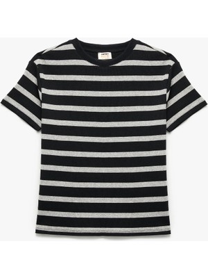 Bisiklet Yaka Kısa Kollu Kaşkorse Çizgili Tişört