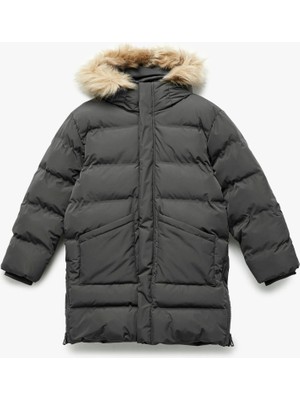 Koton Peluş Detaylı Uzun Kollu Fermuarlı Cepli Uzun Kapşonlu Şişme Mont