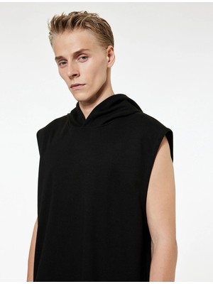 Pamuk Karışımlı Kapşonlu Oversize Spor Kolsuz Tişört