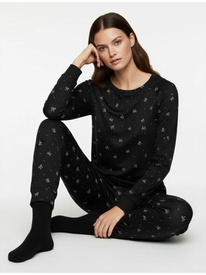 Koton Uzun Kollu Bisiklet Yaka Fiyonk Desenli Kadife Pijama Üstü