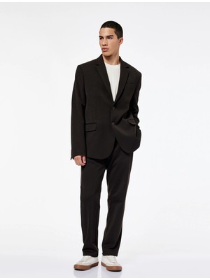 Koton Regular Fit Viskon Karışımlı Kapaklı Cepli Uzun Kollu Mono Yaka Blazer Ceket