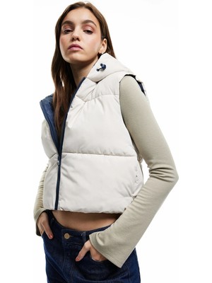 Koton Kapüşonlu Fermuarlı Kolsuz Çift Taraflı Kapitone Şişme Yelek