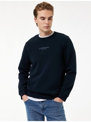 Koton Regular Fit Basic Şardonlu Bisiklet Yaka Baskılı Sweatshirt