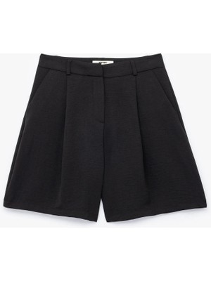 Aerobin Kumaş Rahat Kesim Cepli Pile Detaylı Şort