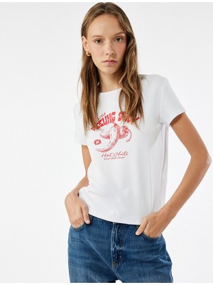 Koton Pamuklu Slim Fit Kısa Kollu Bisiklet Yaka Tişört