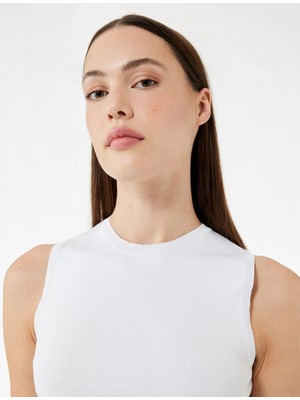 Regular Fit Bisiklet Yaka Kolsuz Triko Bluz