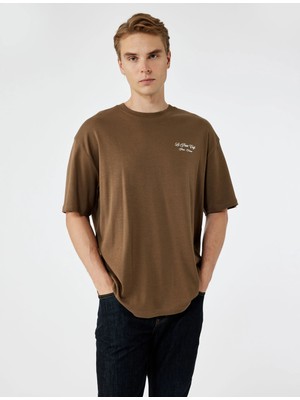 Kısa Kollu Oversize Tok Kumaş Bisiklet Yaka Pamuklu Arkası Baskılı Tişört