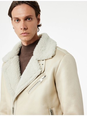 Koton Fermuarlı Cep Detaylı Slim Fit Peluş Yaka Kışlık Suni Deri Ceket