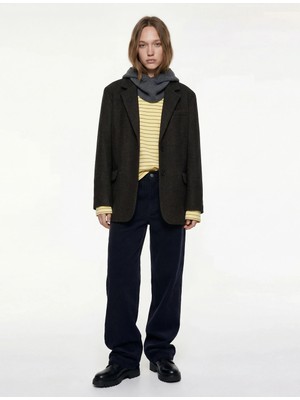 Koton Viskon Karışımlı Geniş Yaka Cep Detaylı Düğmeli Uzun Kollu Ceket