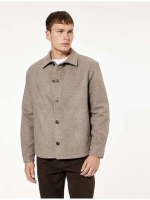 Cep Detaylı Uzun Kollu Gömlek Yaka Düğmeli Slim Fit Ceket