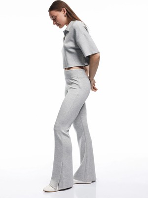 Koton Slim Fit Paçaları Yandan Yırtmaç Detaylı Ispanyol Paça Tayt