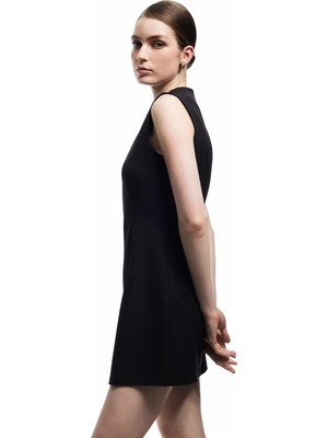 Koton Yuvarlak U Yaka A Kesim Kolsuz Mini Elbise