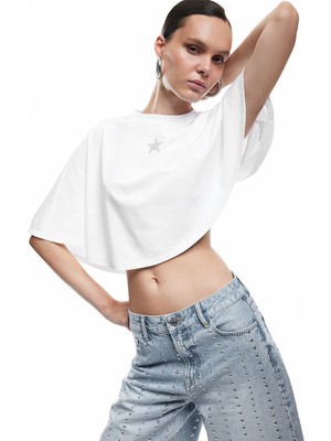 Koton Yıldız Taş Detaylı Bisiklet Yaka Crop Pelerin Tişört