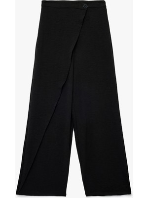 Aerobin Kumaş Asimetrik Kapak Detaylı Geniş Paça Pantolon